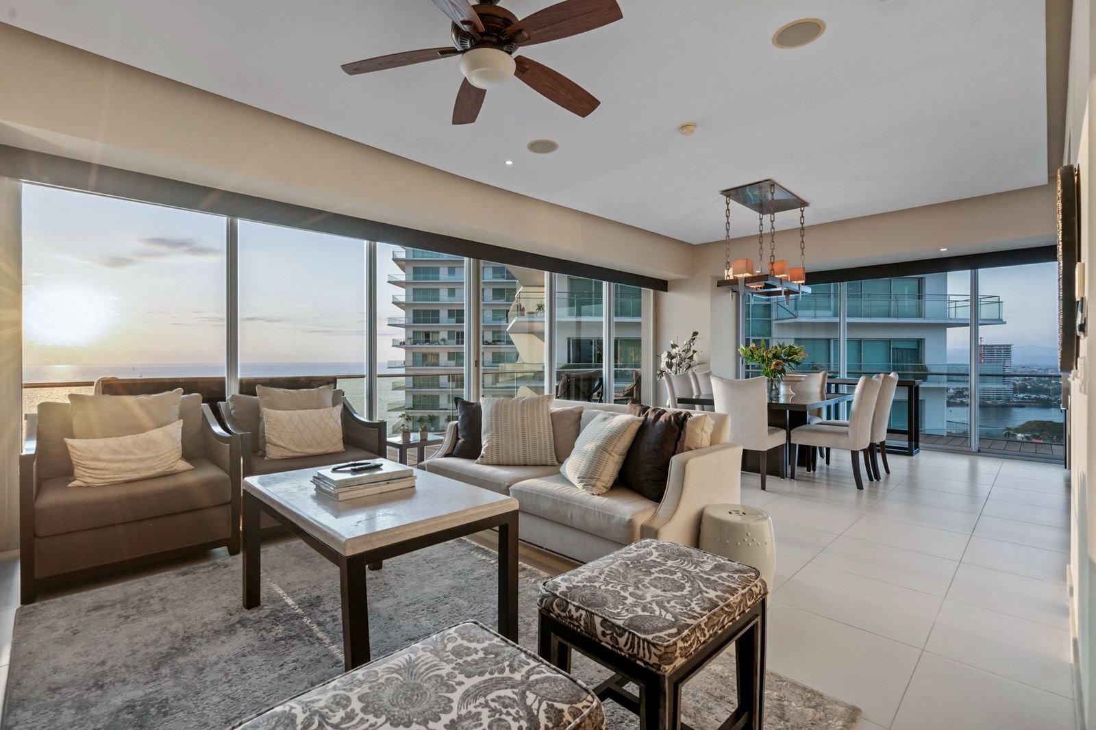 ICON VALLARTA – TOWER 1 | BEACHFRONT LUXURY VACATION RENTAL