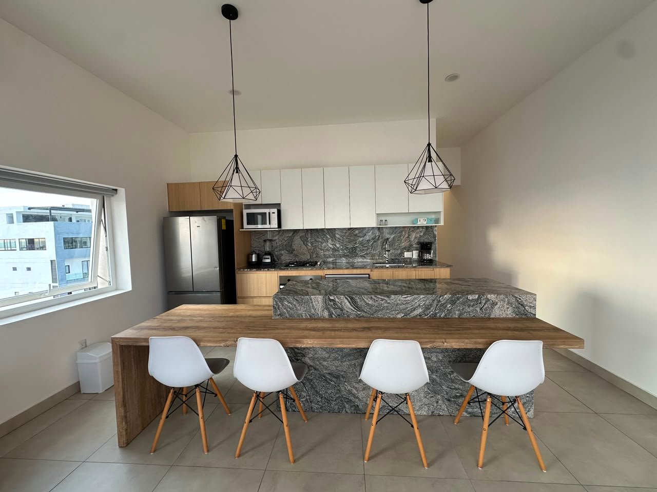 CORNER PENTHOUSE VIA MILAN – VERSALLES/ LONG TERM RENTAL
