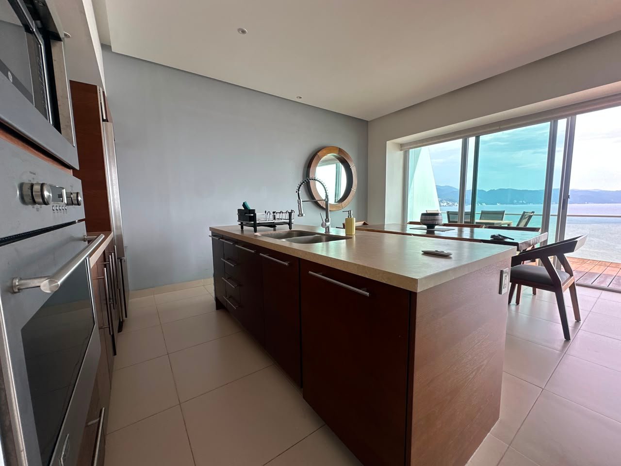 ICON VALLARTA – TOWER 2 | BEACHFRONT LUXURY YEARLY RENTAL