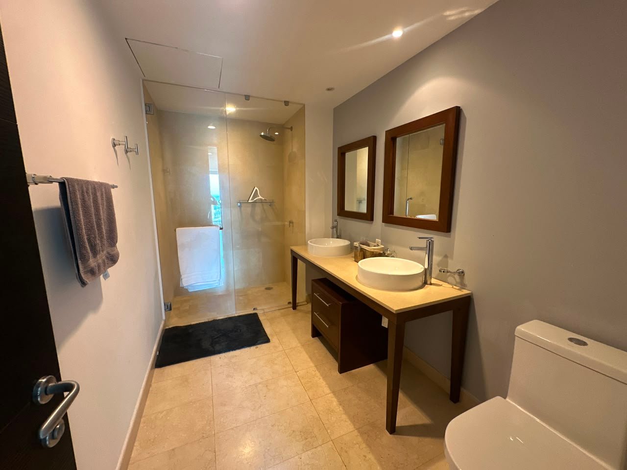 ICON VALLARTA – TOWER 2 | BEACHFRONT LUXURY YEARLY RENTAL