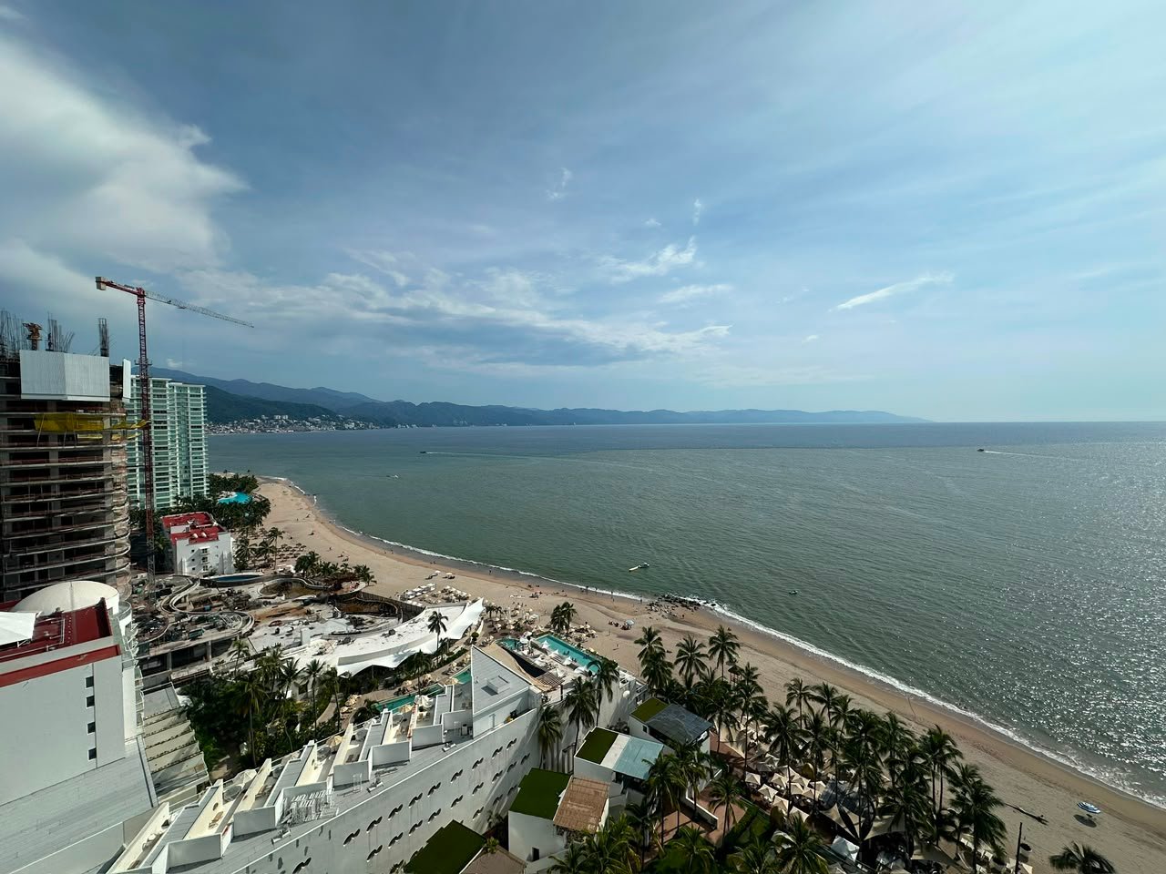 ICON VALLARTA – TOWER 2 | BEACHFRONT LUXURY YEARLY RENTAL