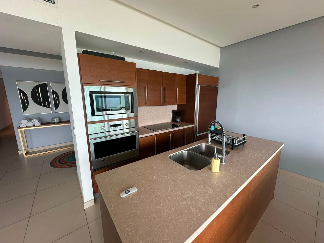 ICON VALLARTA – TOWER 2 | BEACHFRONT LUXURY YEARLY RENTAL