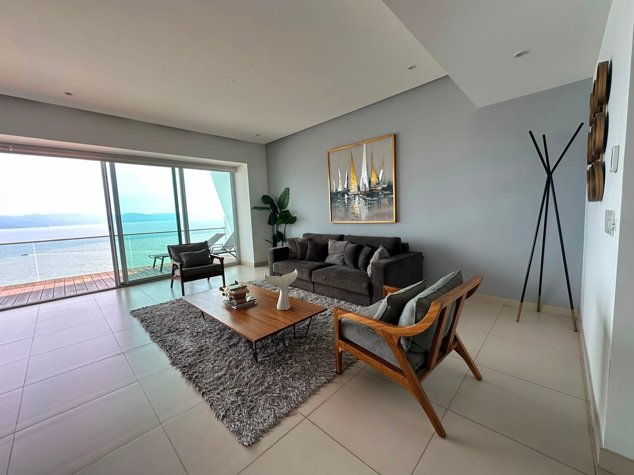 ICON VALLARTA – TOWER 2 | BEACHFRONT LUXURY YEARLY RENTAL