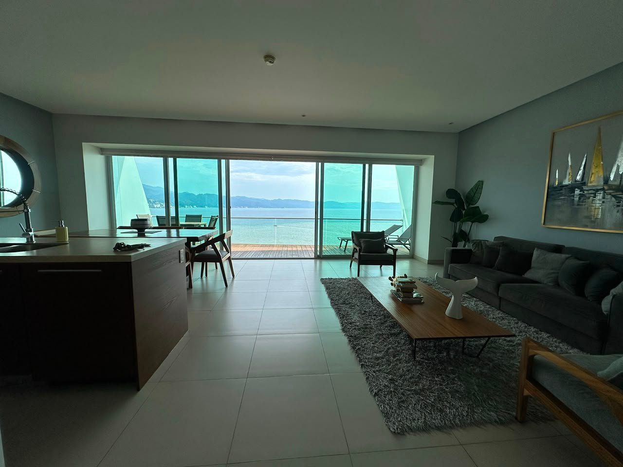 ICON VALLARTA – TOWER 2 | BEACHFRONT LUXURY YEARLY RENTAL