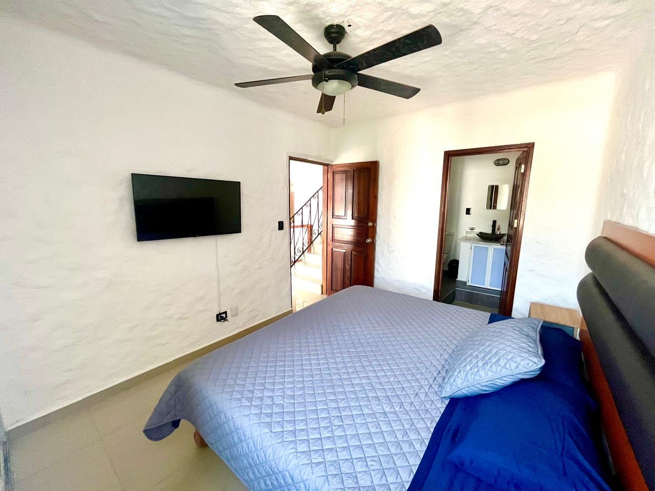 WhatsApp Image 2026-08-21 at 8.52.23 PM (5) DEPARTAMENTO ROBALO 788-VERSALLES/ YEARLY RENTAL