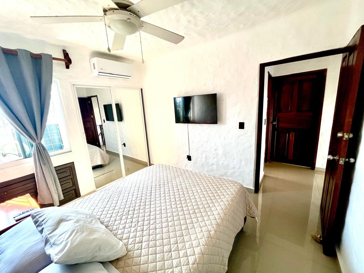 WhatsApp Image 2026-08-21 at 8.52.26 PM DEPARTAMENTO ROBALO 788-VERSALLES/ YEARLY RENTAL